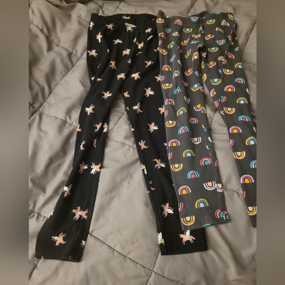 Two Leggings Size medium - Picture 1 of 6